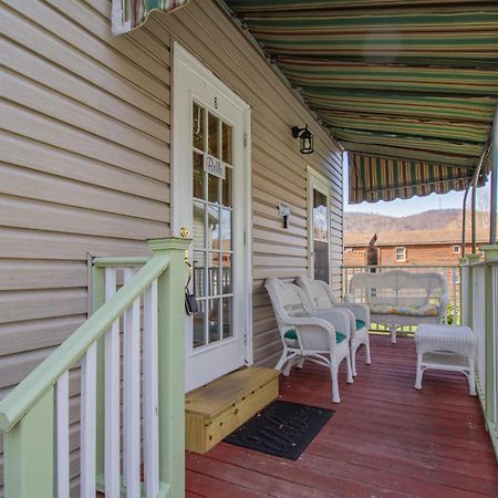 Stay In Ohiopyle Near Gap Trail, Restaurants, & The Fallls 外观 照片