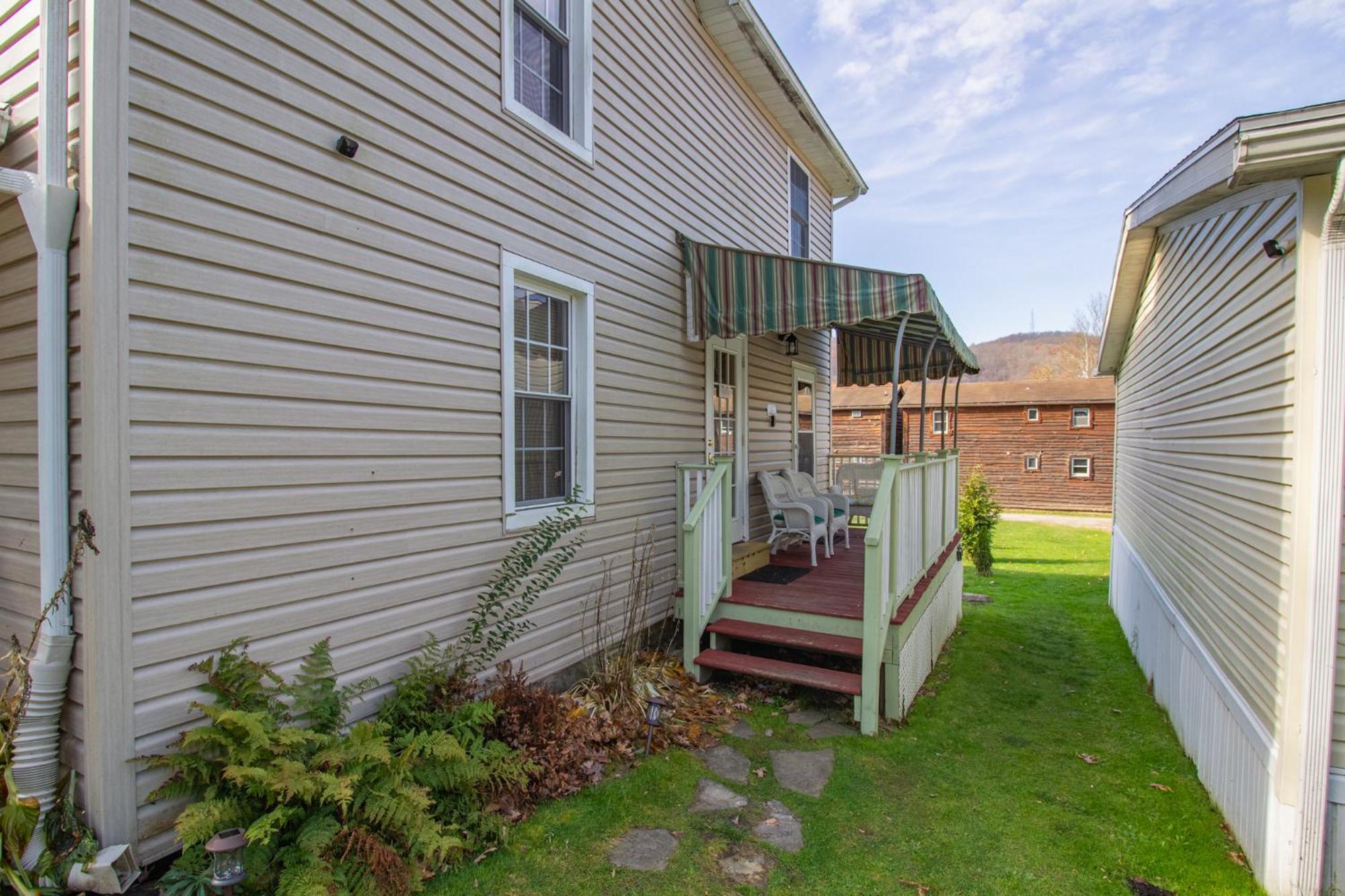 Stay In Ohiopyle Near Gap Trail, Restaurants, & The Fallls 外观 照片